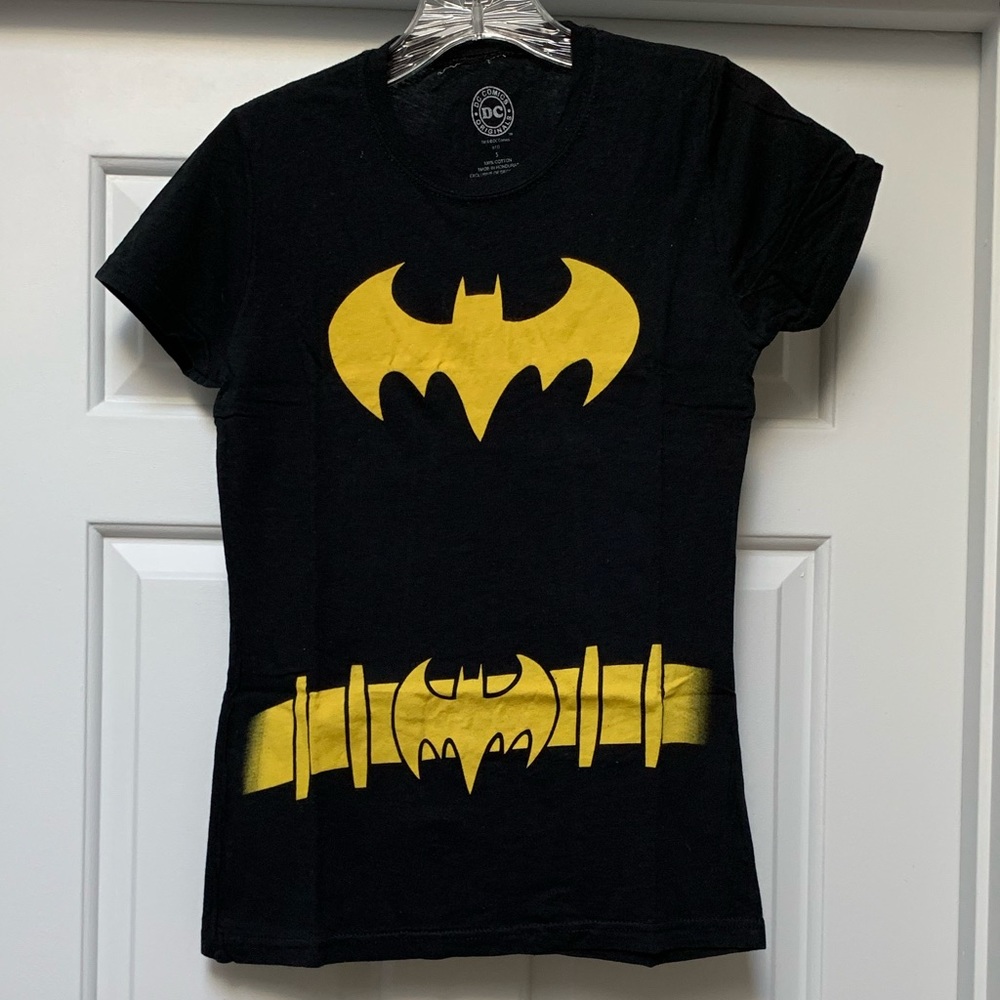 DC Comics Batman T-shirt Fitted Sz S
